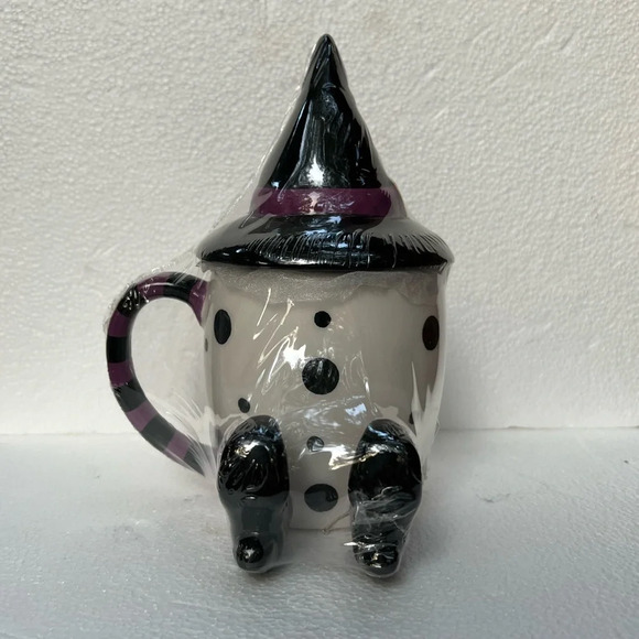 NEW Halloween Funky Sitting Witch 2pc Covered Mug - Picture 1 of 5